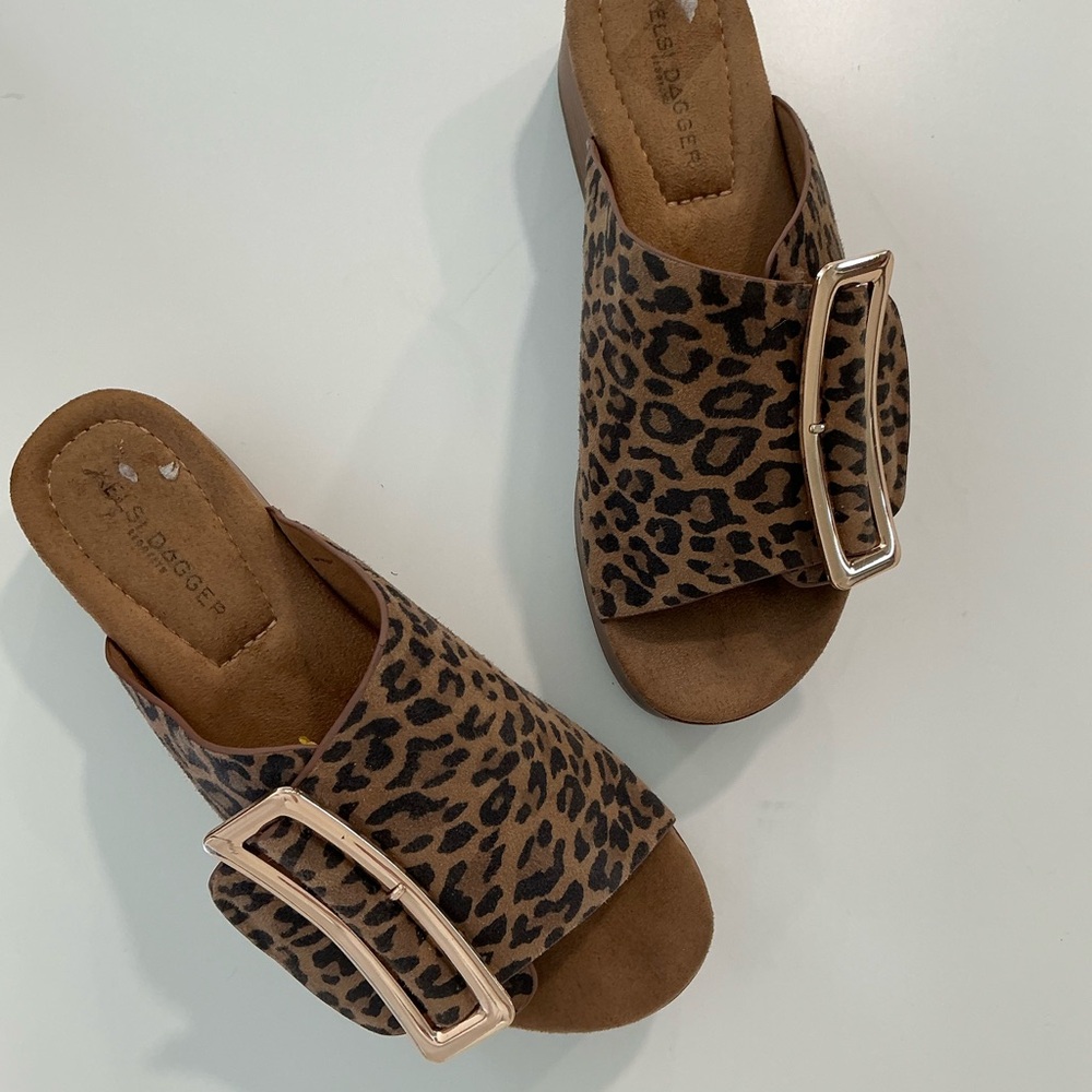 Kelsi Dagger Suede Dover Sandals Sz 6.5 - Picture 2 of 12